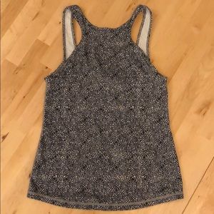 Lululemon top